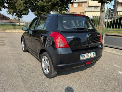 Suzuki Swift 1.3 4x4 5p. GL (6)
