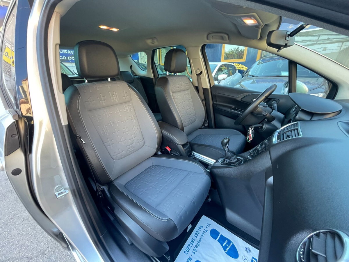 Opel Meriva 1.6 CDTI Start&Stop Design Edition (11)