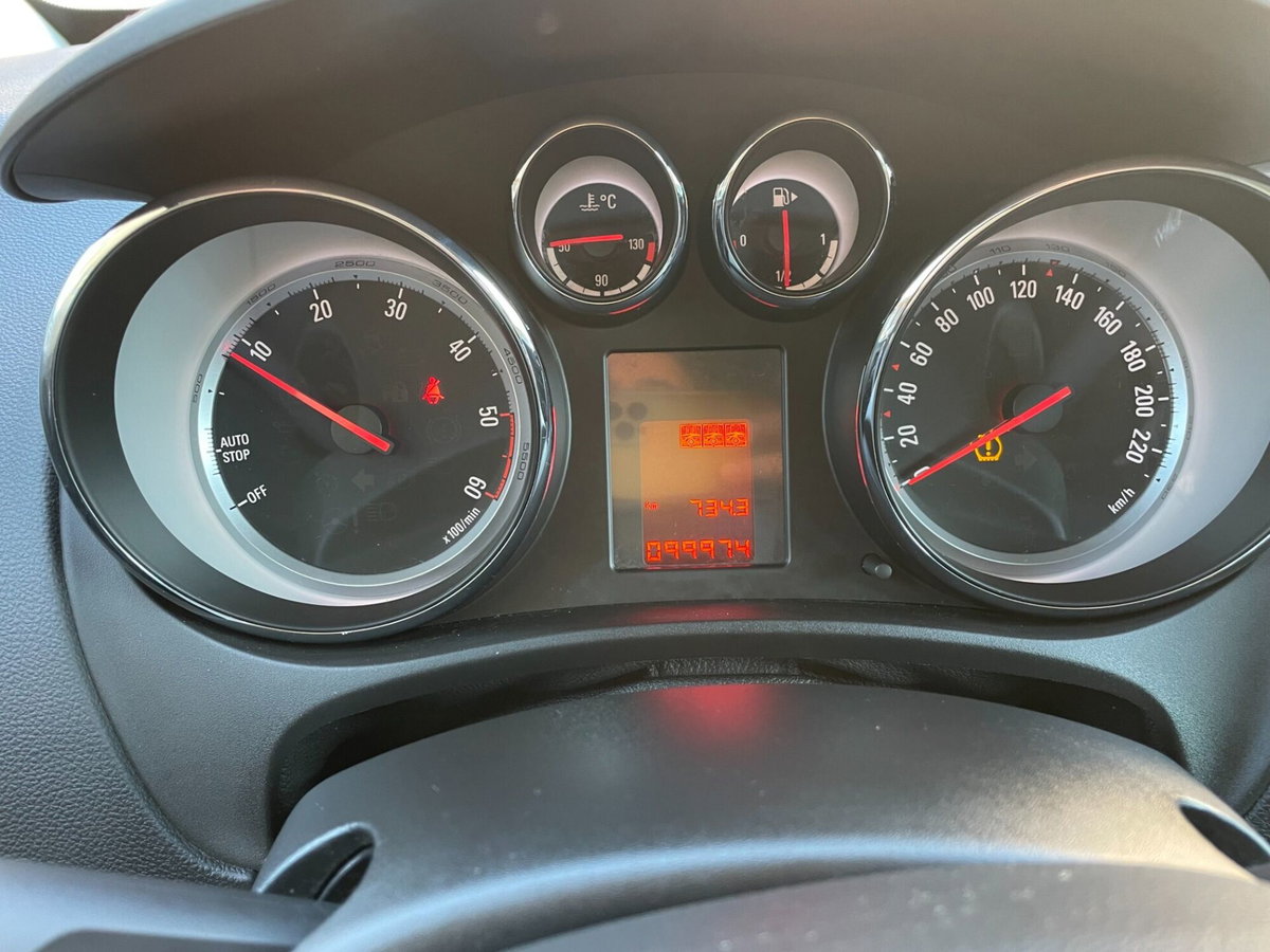 Opel Meriva 1.6 CDTI Start&Stop Design Edition (20)