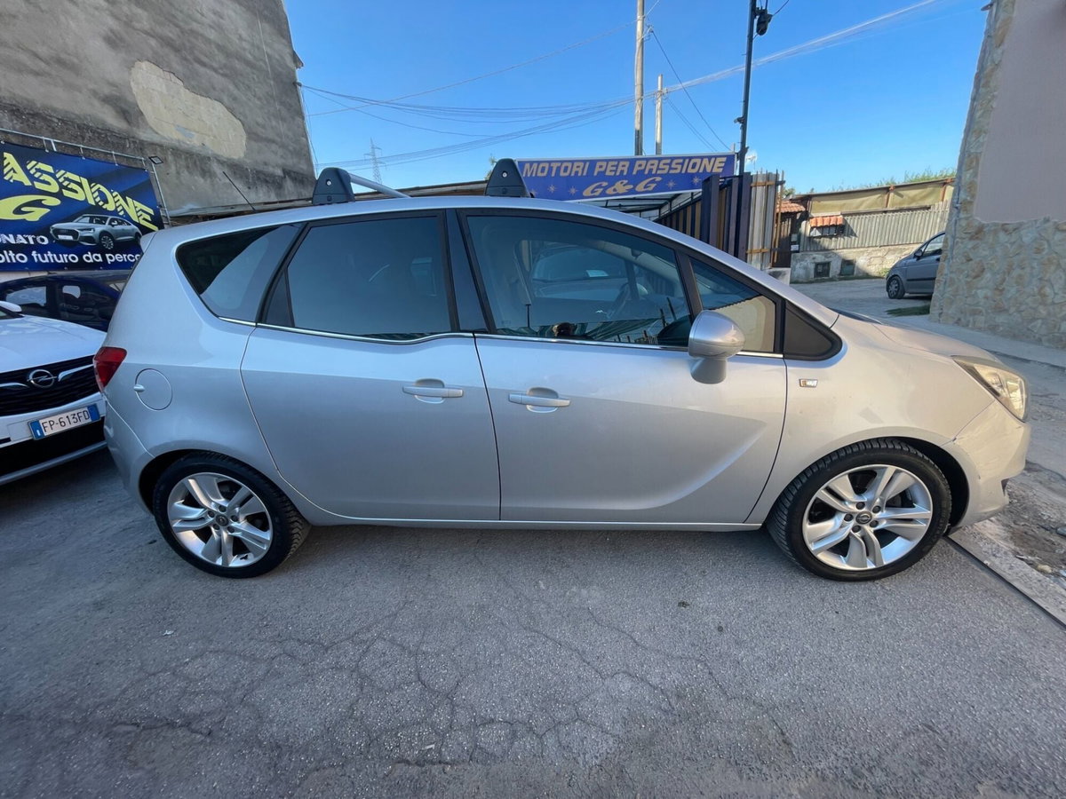 Opel Meriva 1.6 CDTI Start&Stop Design Edition (9)