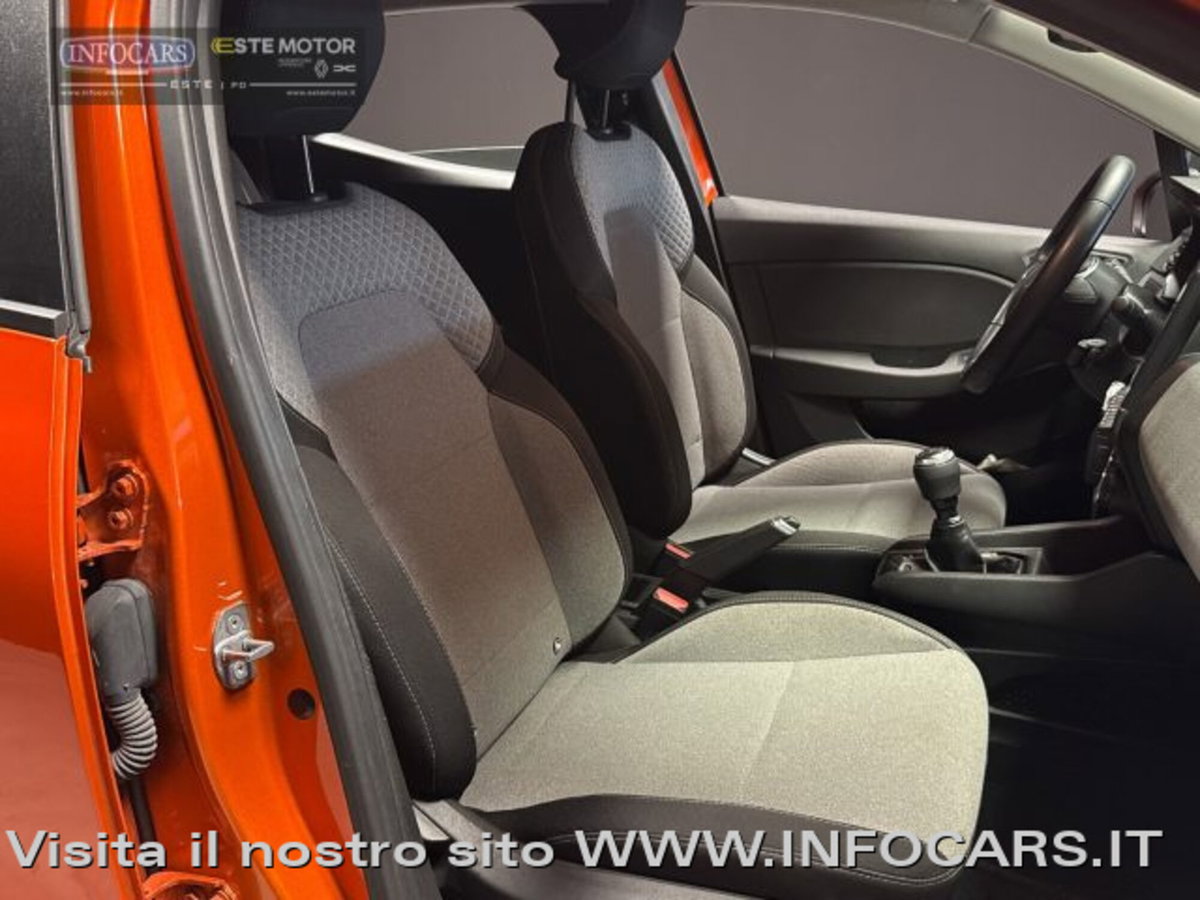 Renault Clio SCe 65 CV 5 porte Life (6)