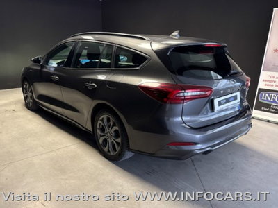 Ford Focus Station Wagon 1.0 EcoBoost Hybrid 155 CV SW ST-Line (2)