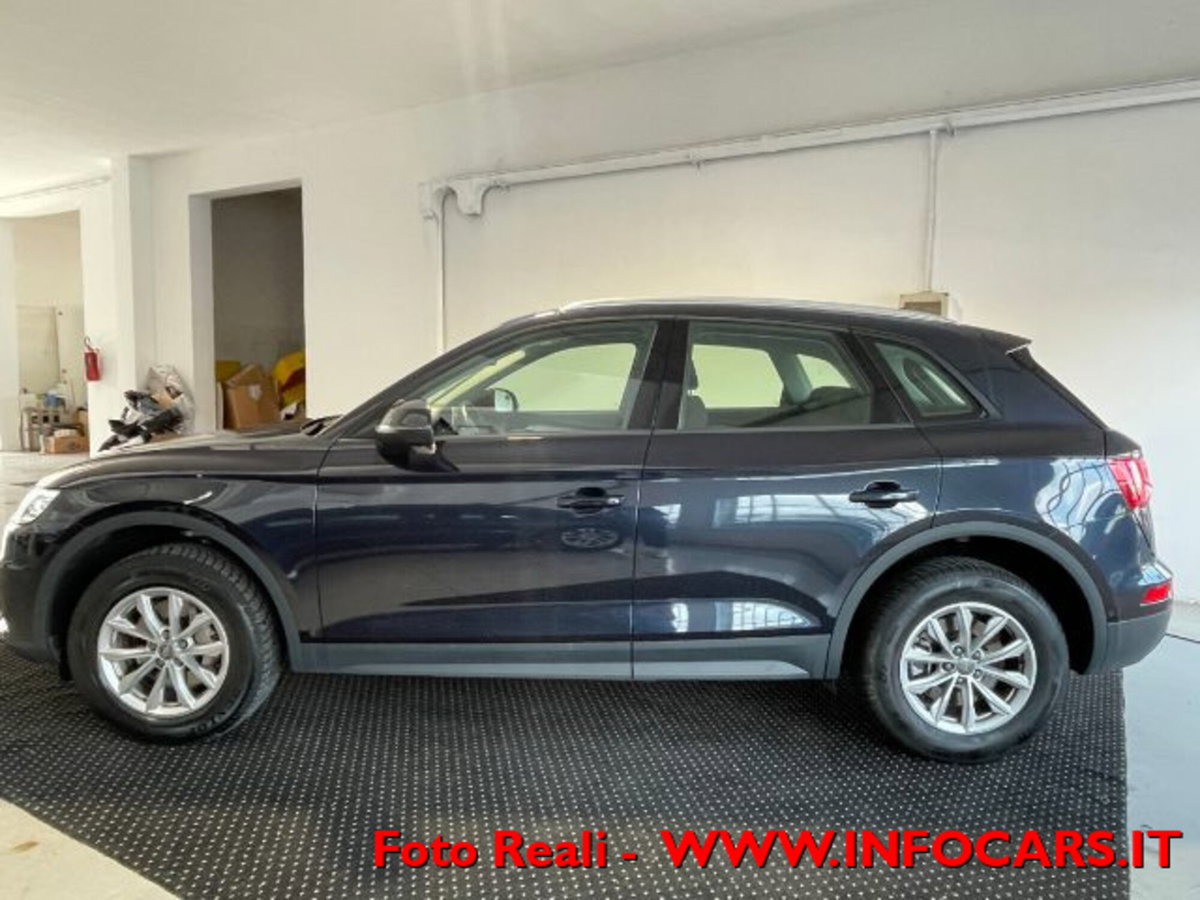 Audi Q5 35 TDI quattro S tronic Business (12)