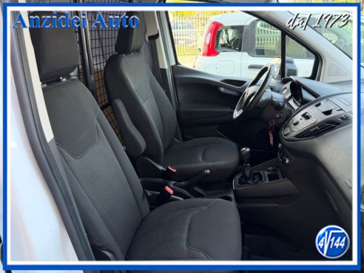 Ford Transit Courier 1.0 EcoBoost 100CV  Trend (10)