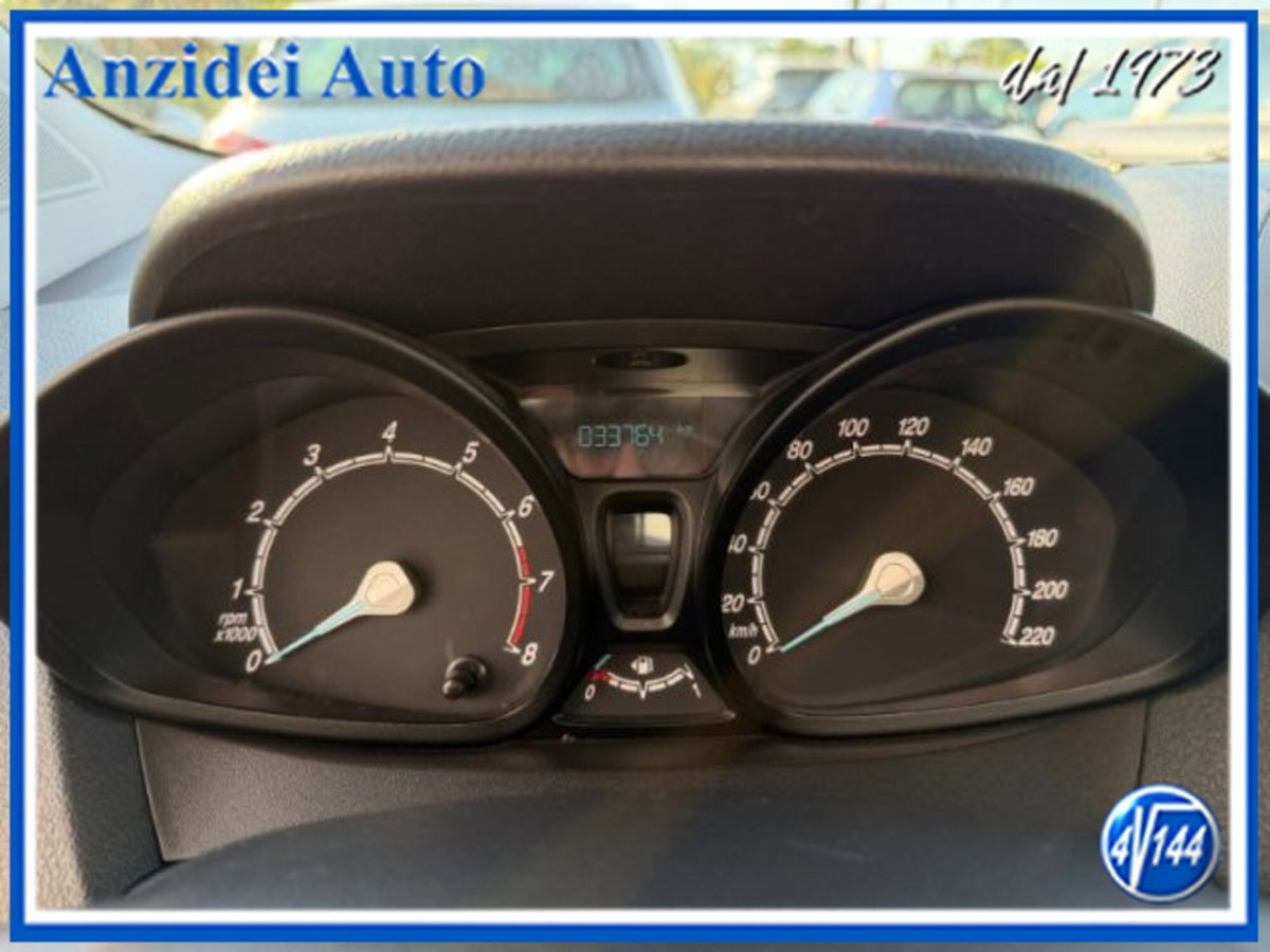Ford Transit Courier 1.0 EcoBoost 100CV  Trend (11)