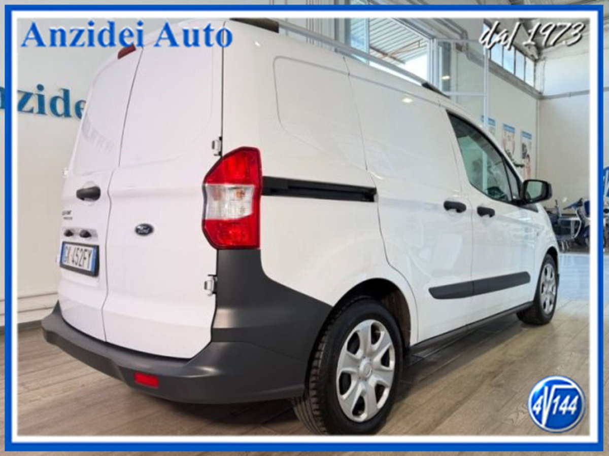 Ford Transit Courier 1.0 EcoBoost 100CV  Trend (6)