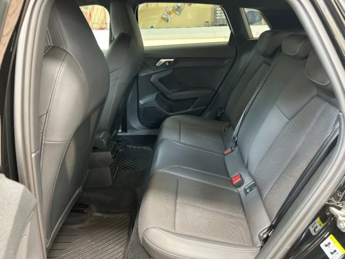 Audi A3 Sportback 35 TDI S line edition (18)