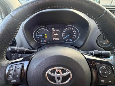 Toyota Yaris 1.5 Hybrid 5 porte Active Plus (3)