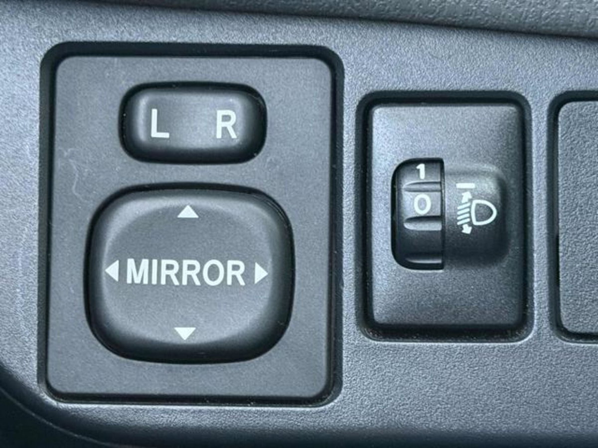 Toyota Yaris 1.5 Hybrid 5 porte Active Plus (8)