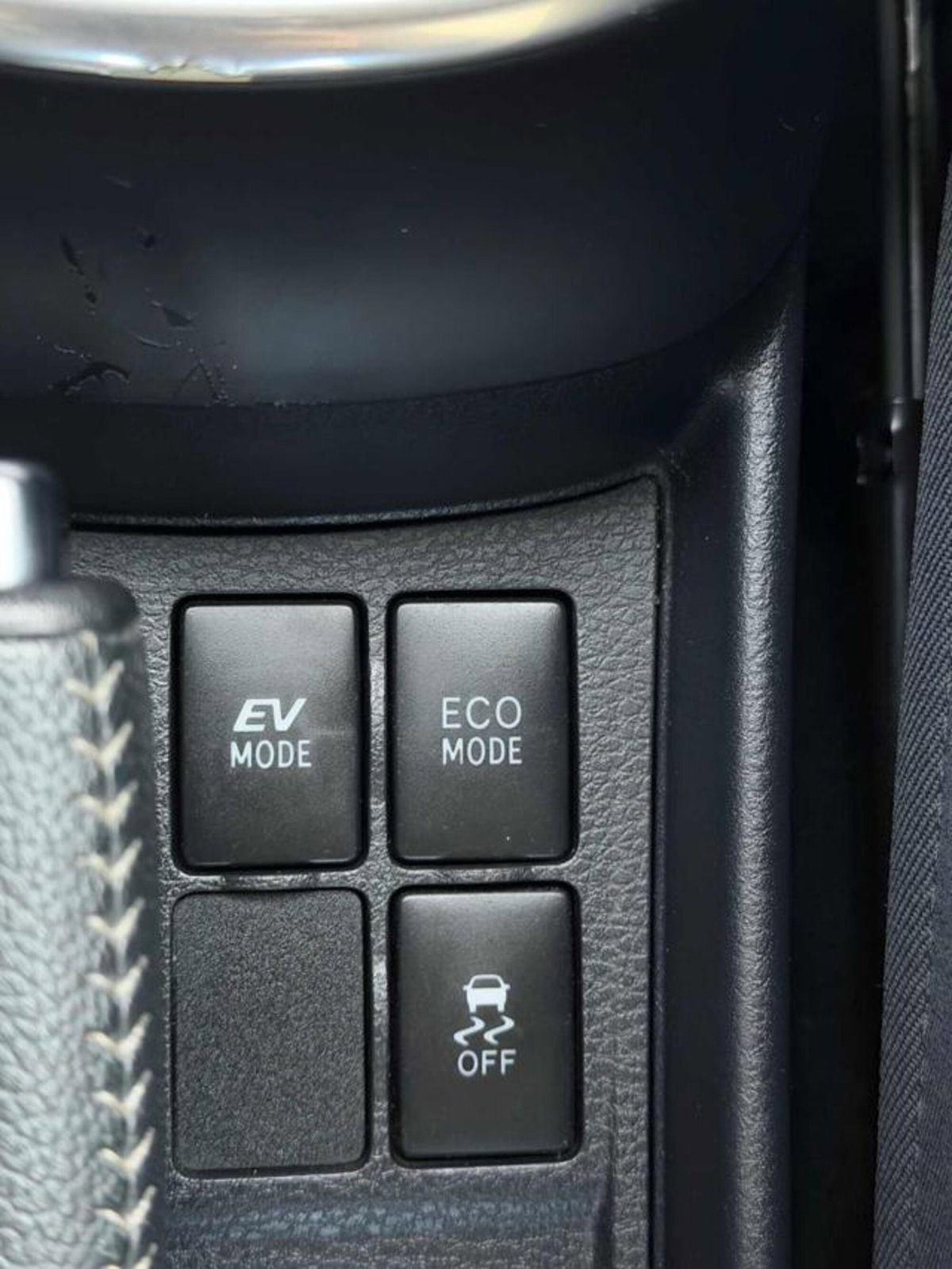 Toyota Yaris 1.5 Hybrid 5 porte Active Plus (9)