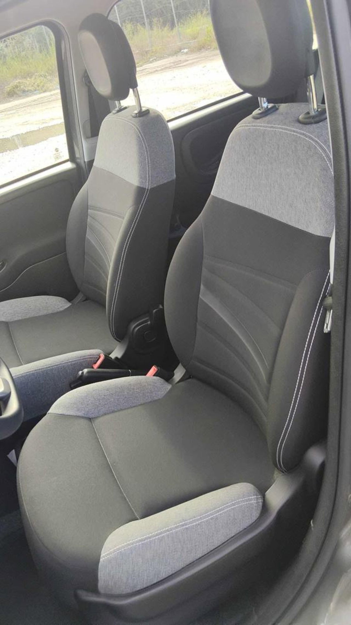 Fiat 500 Cabrio 1.0 Hybrid Club (14)