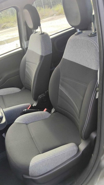 Fiat 500 Cabrio 1.0 Hybrid Club (14)