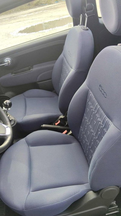 Fiat 500 Cabrio 1.0 Hybrid Club (8)