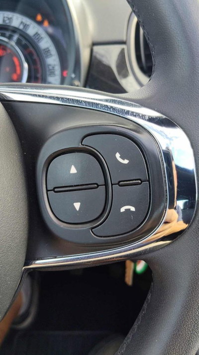 Fiat 500 Cabrio 1.0 Hybrid Club (9)