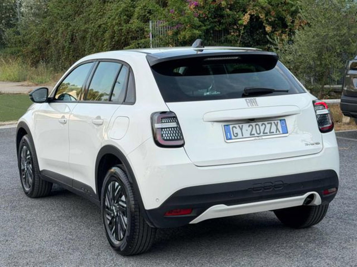 Fiat 600 1.2 Business 100cv (16)