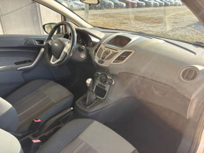 Ford Fiesta 1.2 82CV 3 porte (8)
