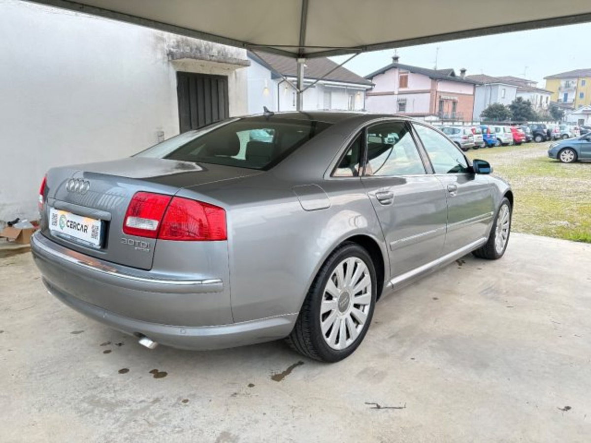 Audi A8 3.0 V6 TDI F.AP. quattro tiptronic (6)