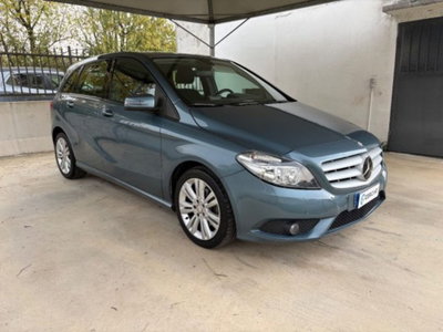 Mercedes-Benz Classe B 220 Automatic 4Matic Executive (3)