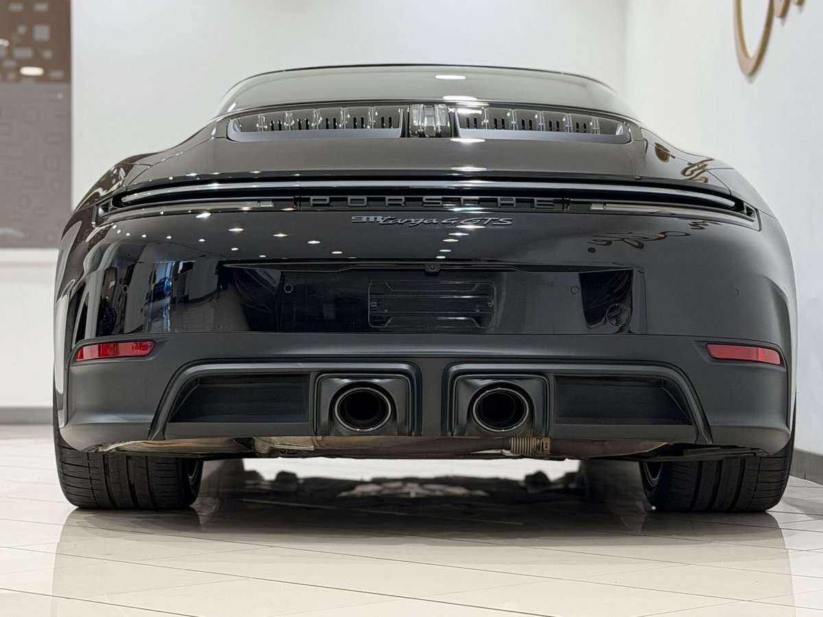 Porsche 911 Cabrio Targa 3.6 4 GTS auto (12)