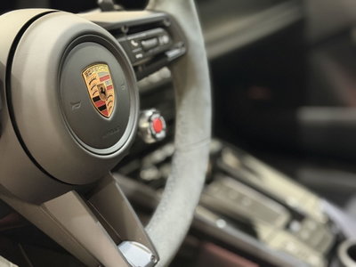 Porsche 911 Cabrio Targa 3.6 4 GTS auto (17)
