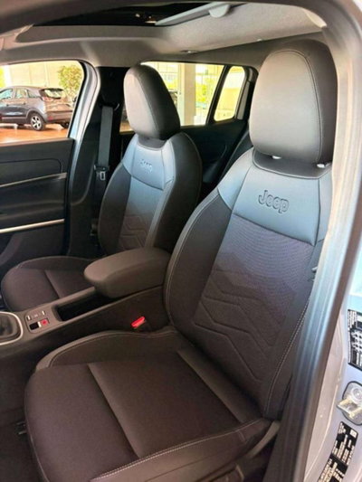 Jeep Avenger 1.2 turbo Summit fwd 100cv (17)