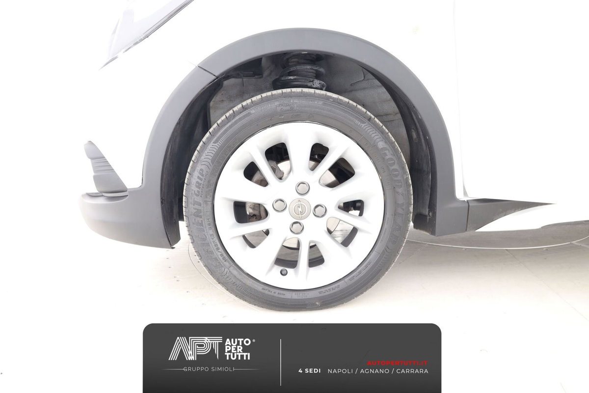Opel Karl Rocks 1.0 73 CV (5)