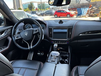 Maserati Levante Levante 3.0 V6 Modena Ultima 430cv auto (11)