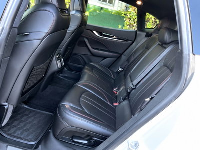 Maserati Levante Levante 3.0 V6 Modena Ultima 430cv auto (14)