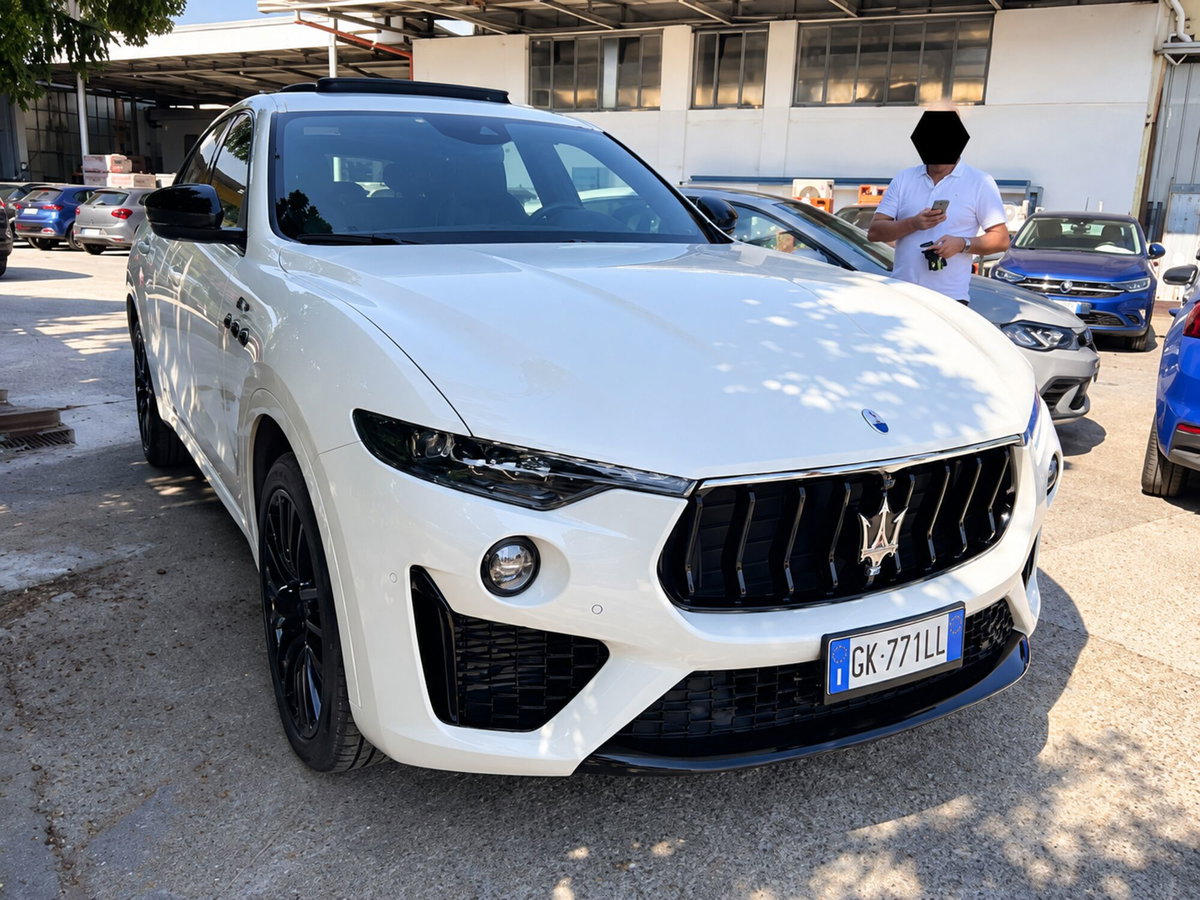 Maserati Levante Levante 3.0 V6 Modena Ultima 430cv auto (5)