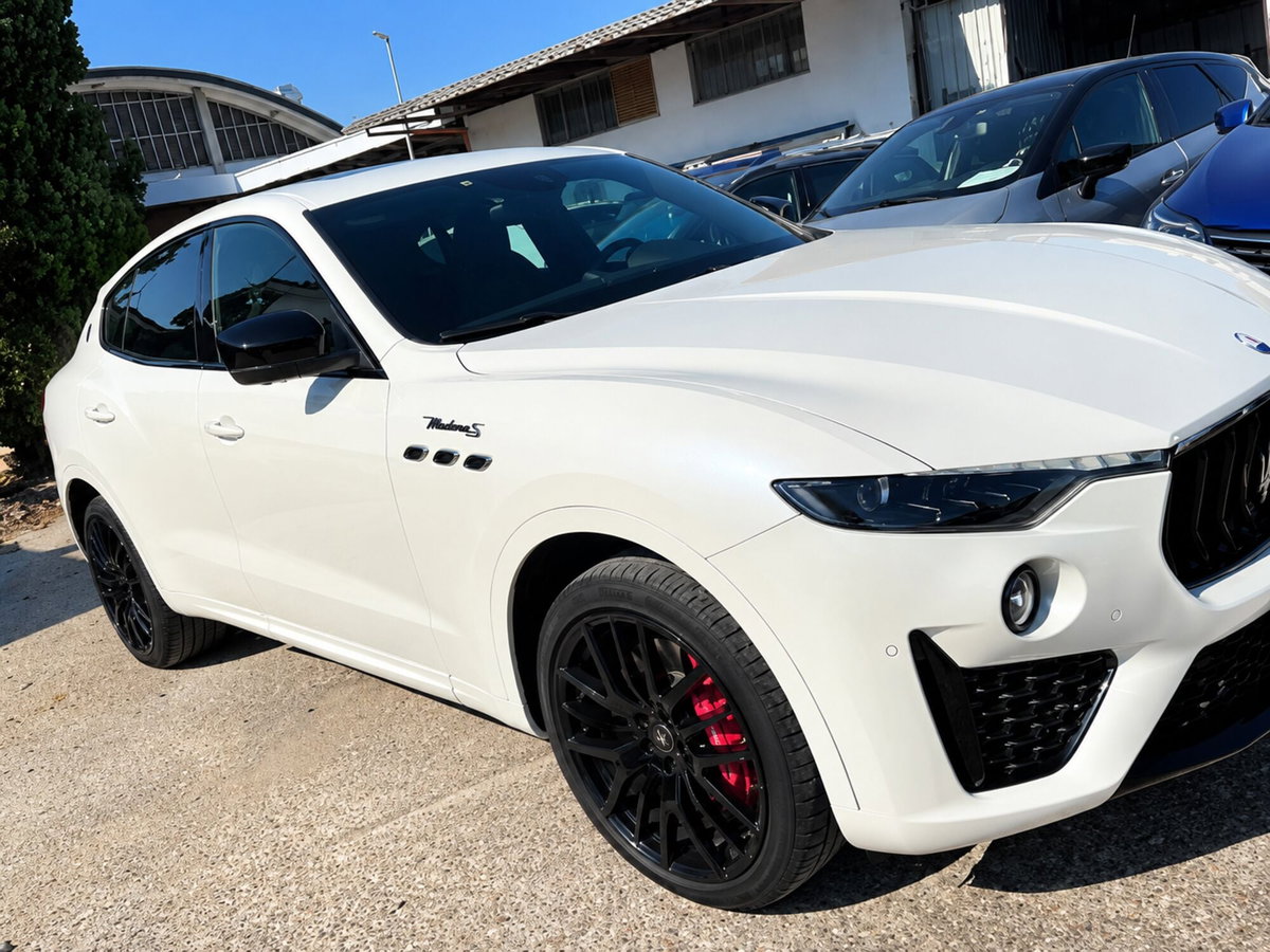 Maserati Levante Levante 3.0 V6 Modena Ultima 430cv auto (6)