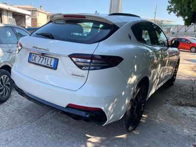 Maserati Levante Levante 3.0 V6 Modena Ultima 430cv auto (8)