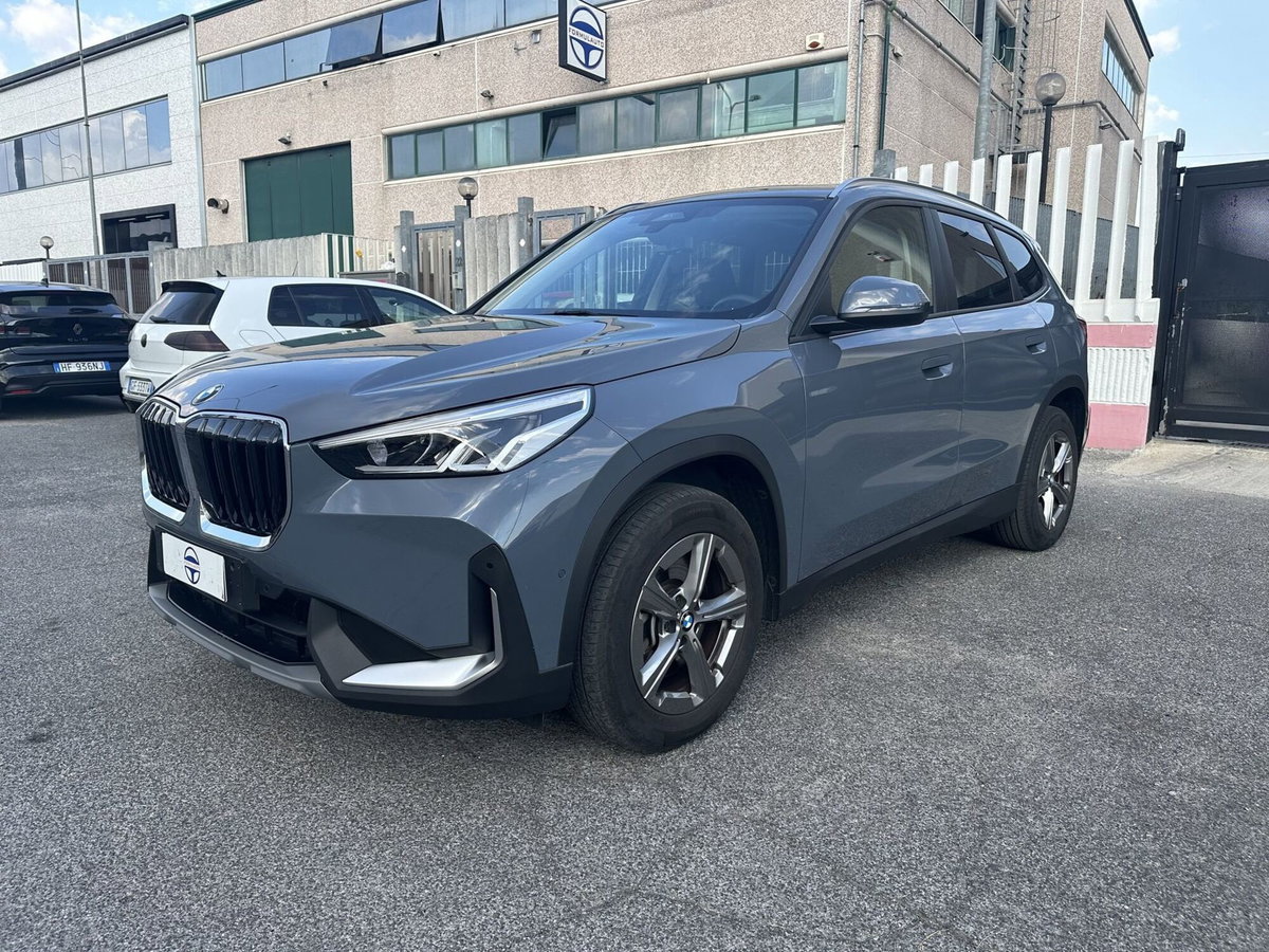 BMW X1 sdrive20i mhev 48V auto