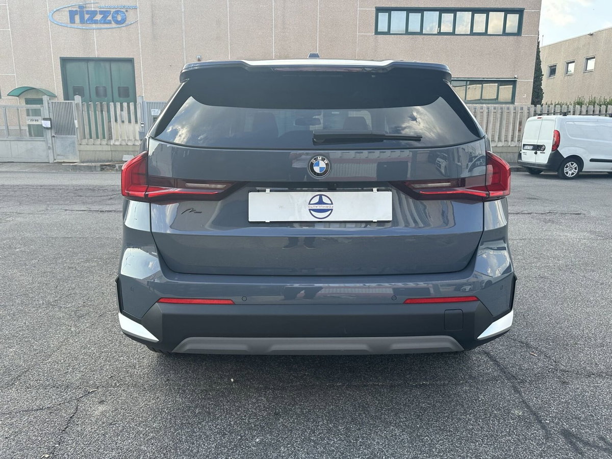 BMW X1 sdrive20i mhev 48V auto (5)