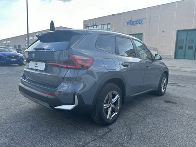 BMW X1 sdrive20i mhev 48V auto (6)