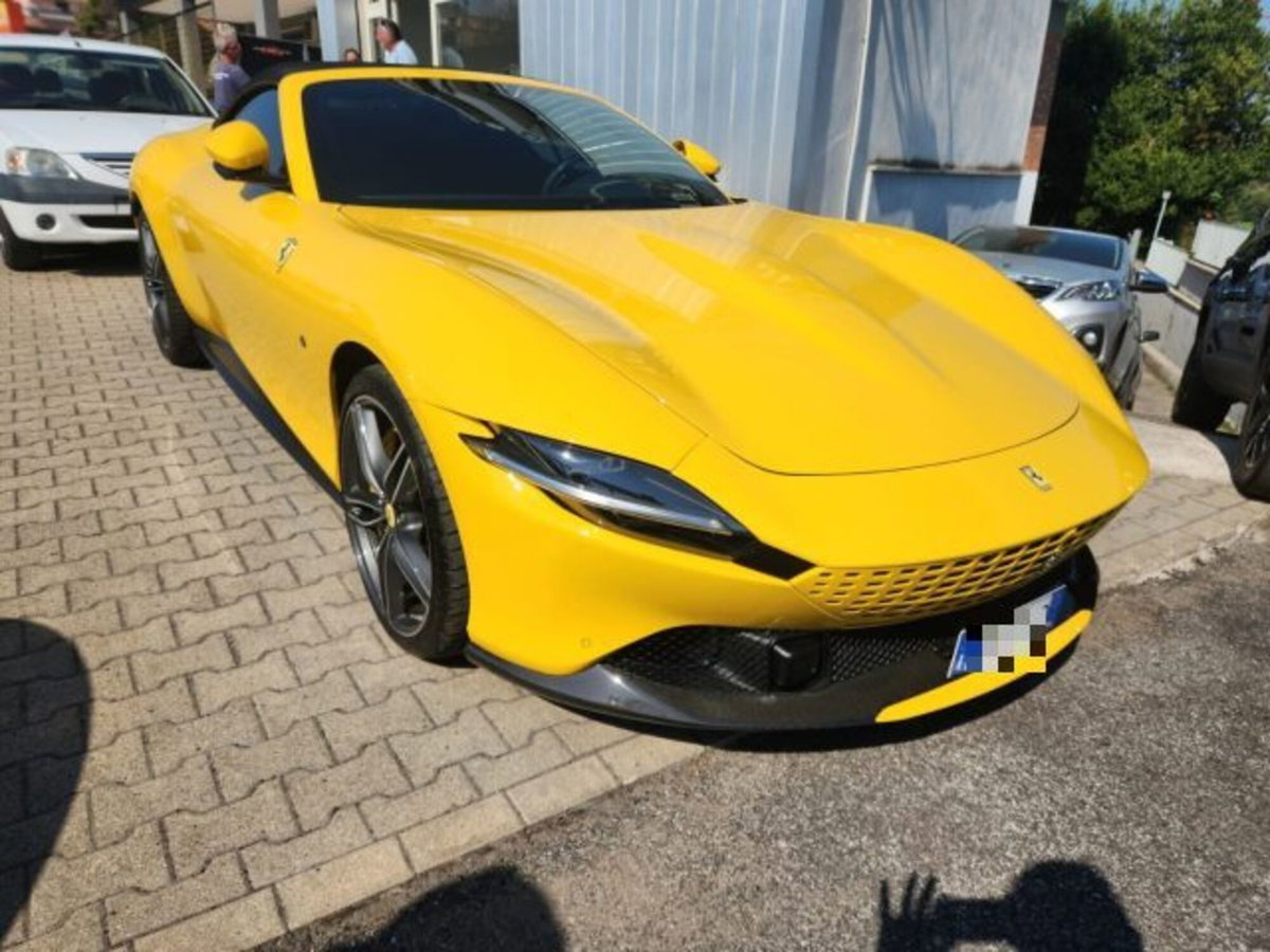 Ferrari Roma Spider 3.9 F1 dct