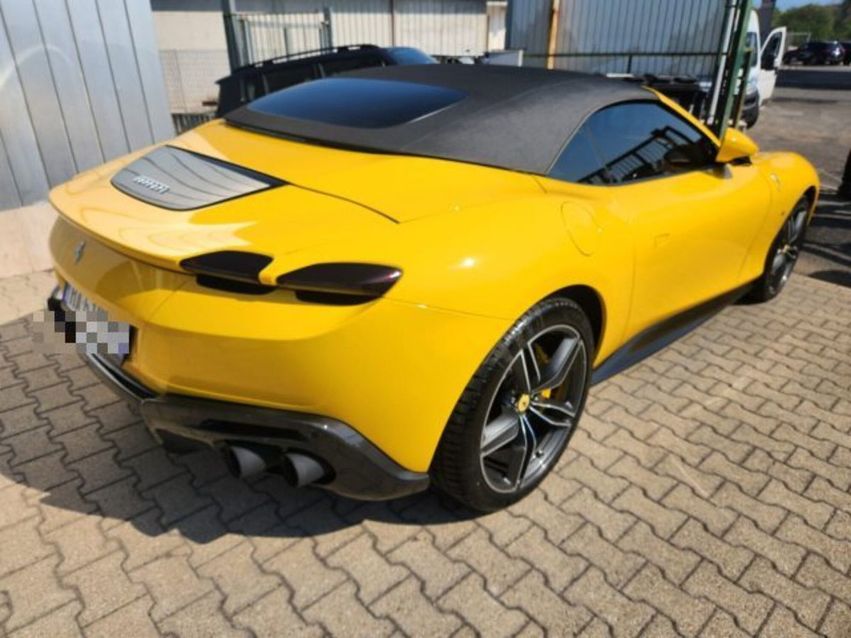 Ferrari Roma Spider 3.9 F1 dct (10)