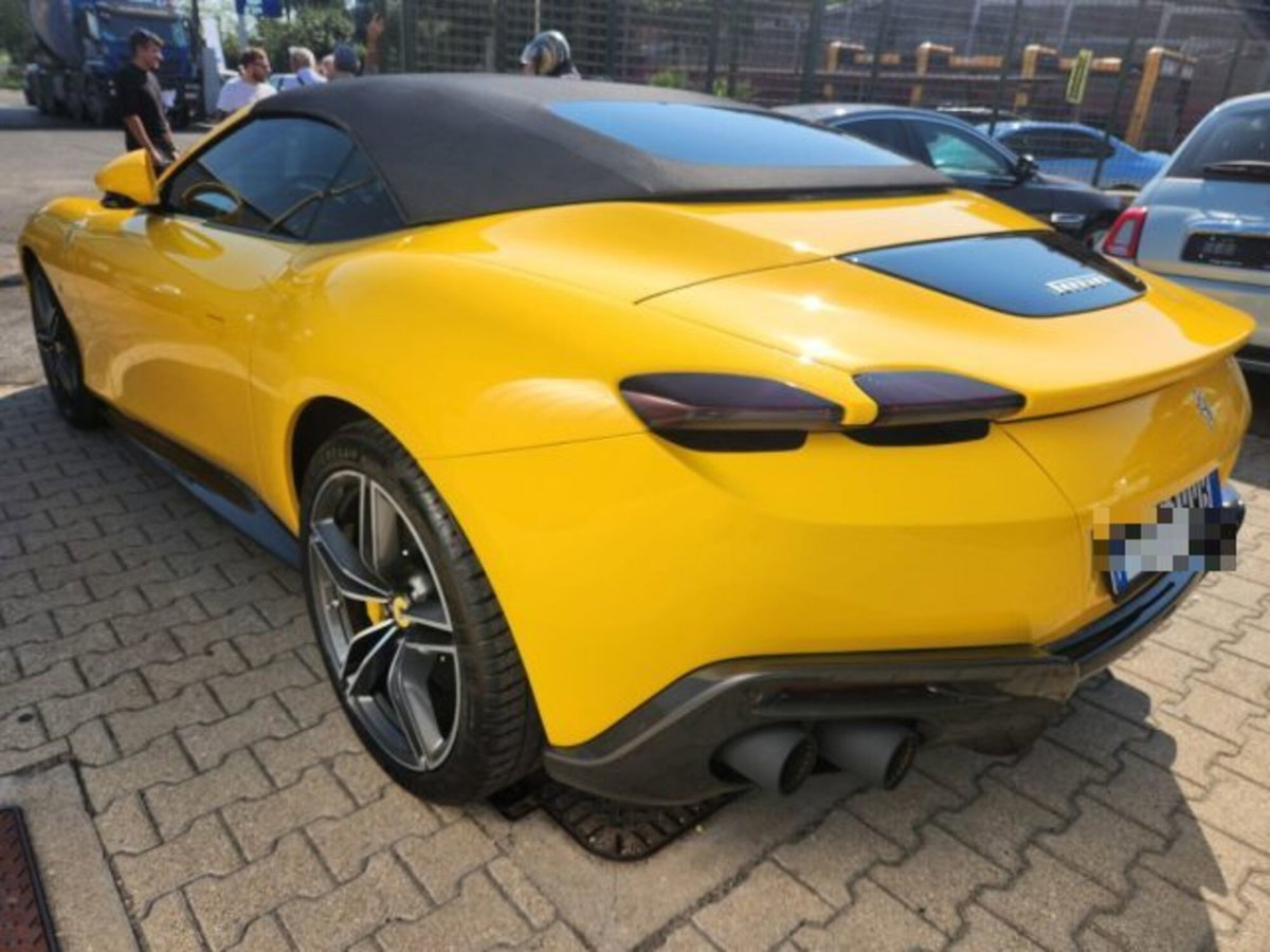 Ferrari Roma Spider 3.9 F1 dct (9)