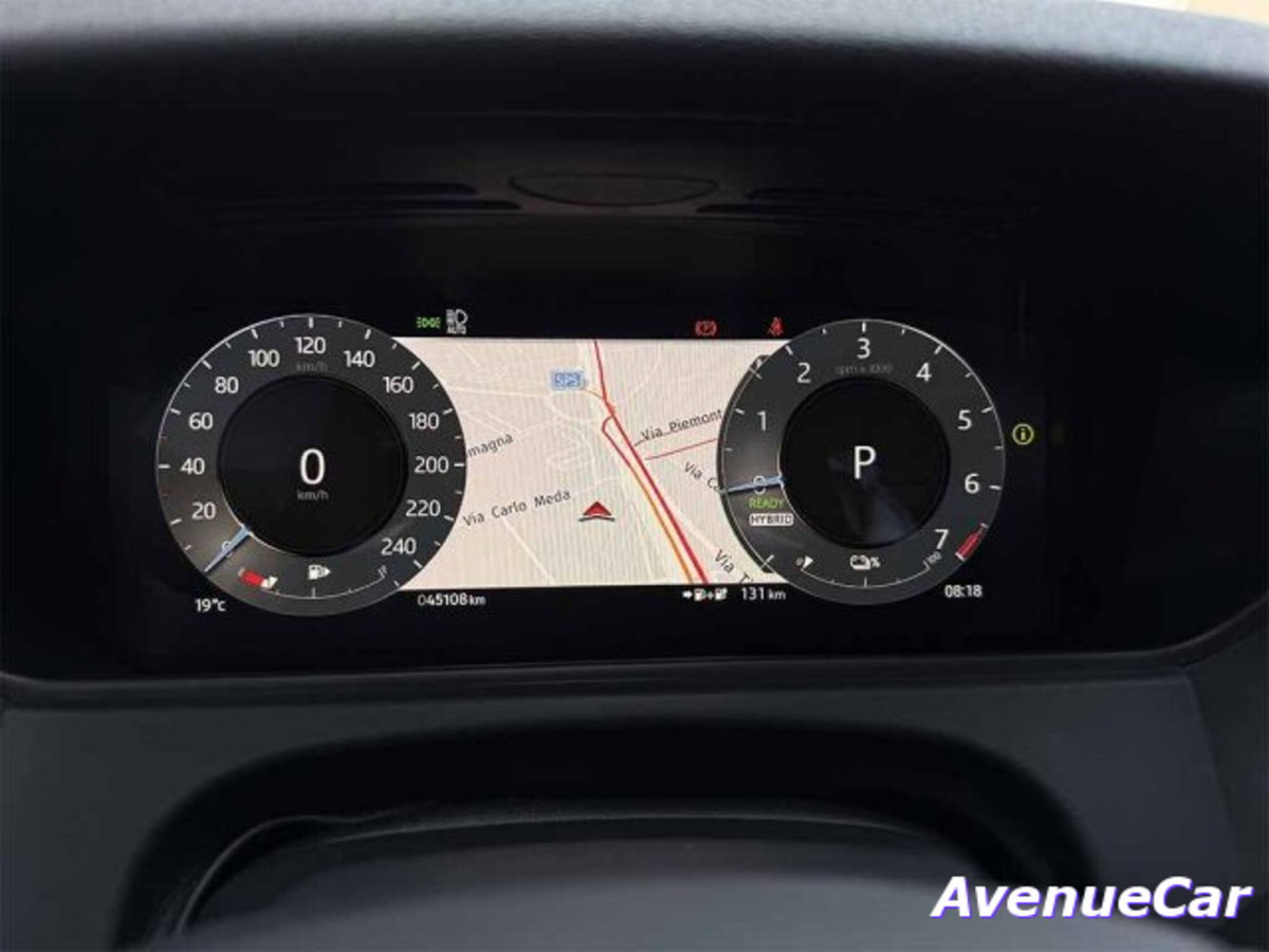 Land Rover Range Rover Velar 2.0 Si4 300 CV (11)
