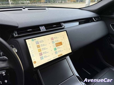 Land Rover Range Rover Velar 2.0 Si4 300 CV (14)