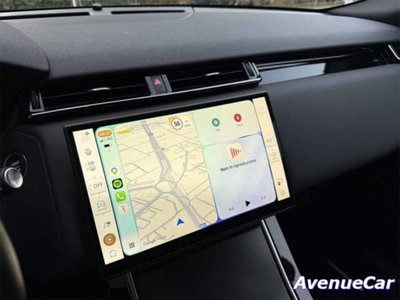 Land Rover Range Rover Velar 2.0 Si4 300 CV (17)