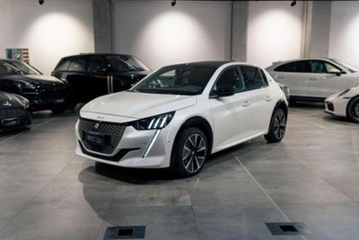Peugeot 208 motore elettrico 136 CV 5 porte GT usata