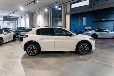 Peugeot 208 motore elettrico 136 CV 5 porte GT (17)