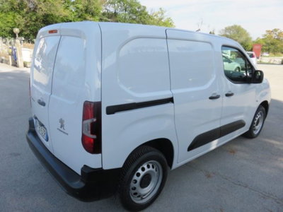 Peugeot Partner Furgone BlueHDi 130 EAT8 S&S PC 1000Kg Furgone Premium (3)