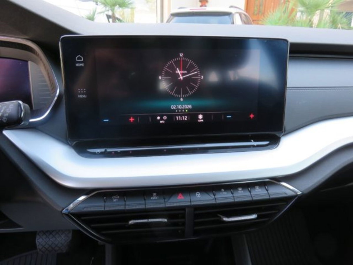 Skoda Octavia Station Wagon 1.5 G-TEC DSG Wagon Executive (13)