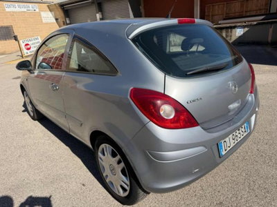 Opel Corsa 1.2 3 porte Sport (11)