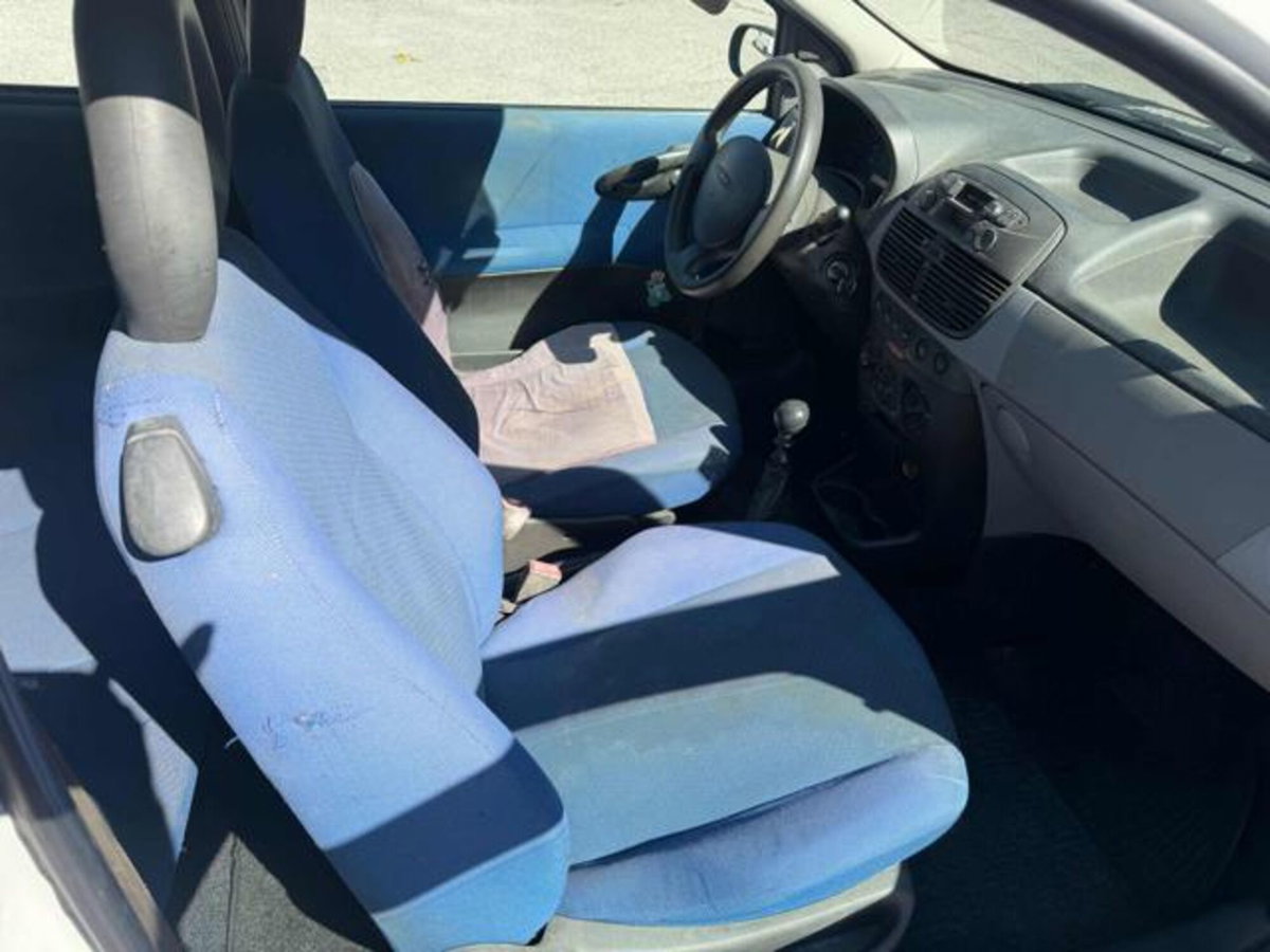 Fiat Punto 1.2i 16V cat 3 porte Verve (6)