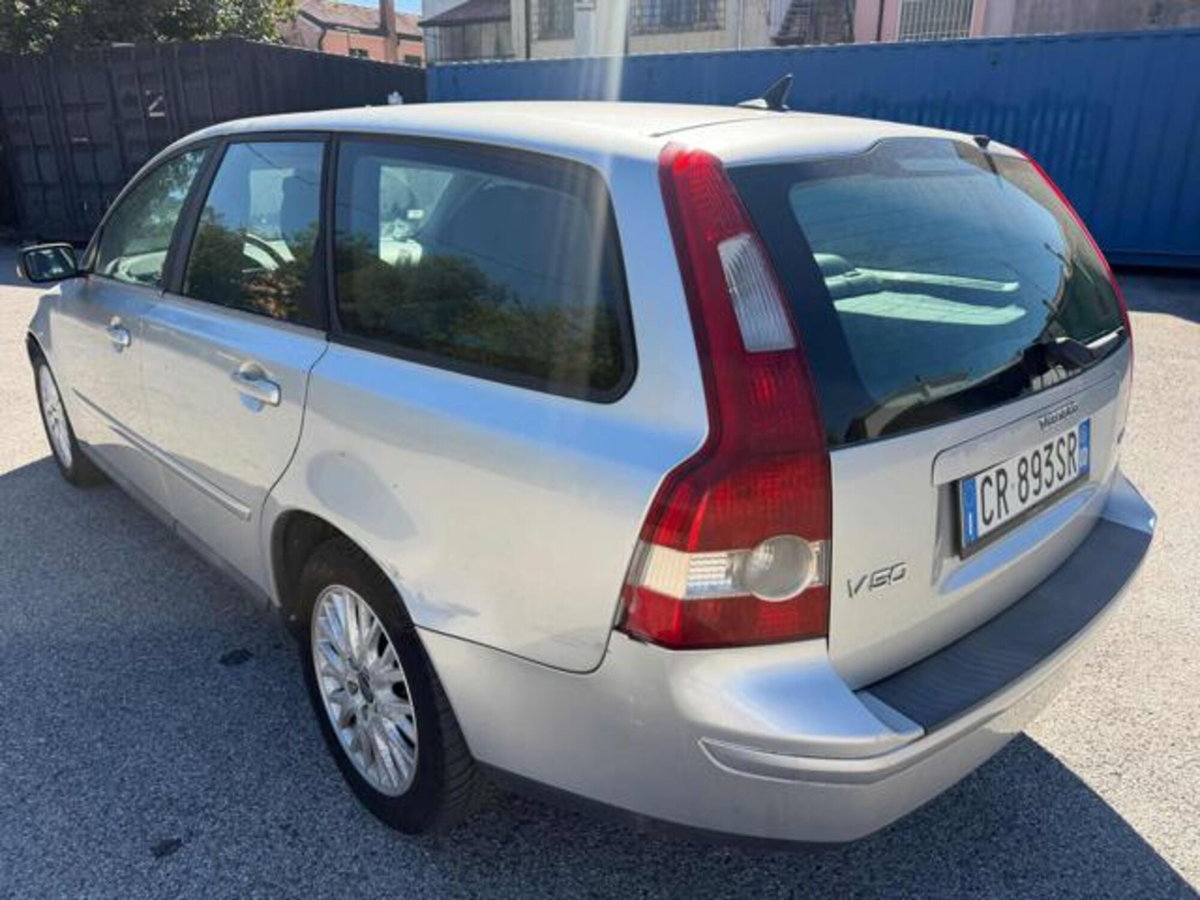 Volvo V50 2.0 D cat Summum (10)