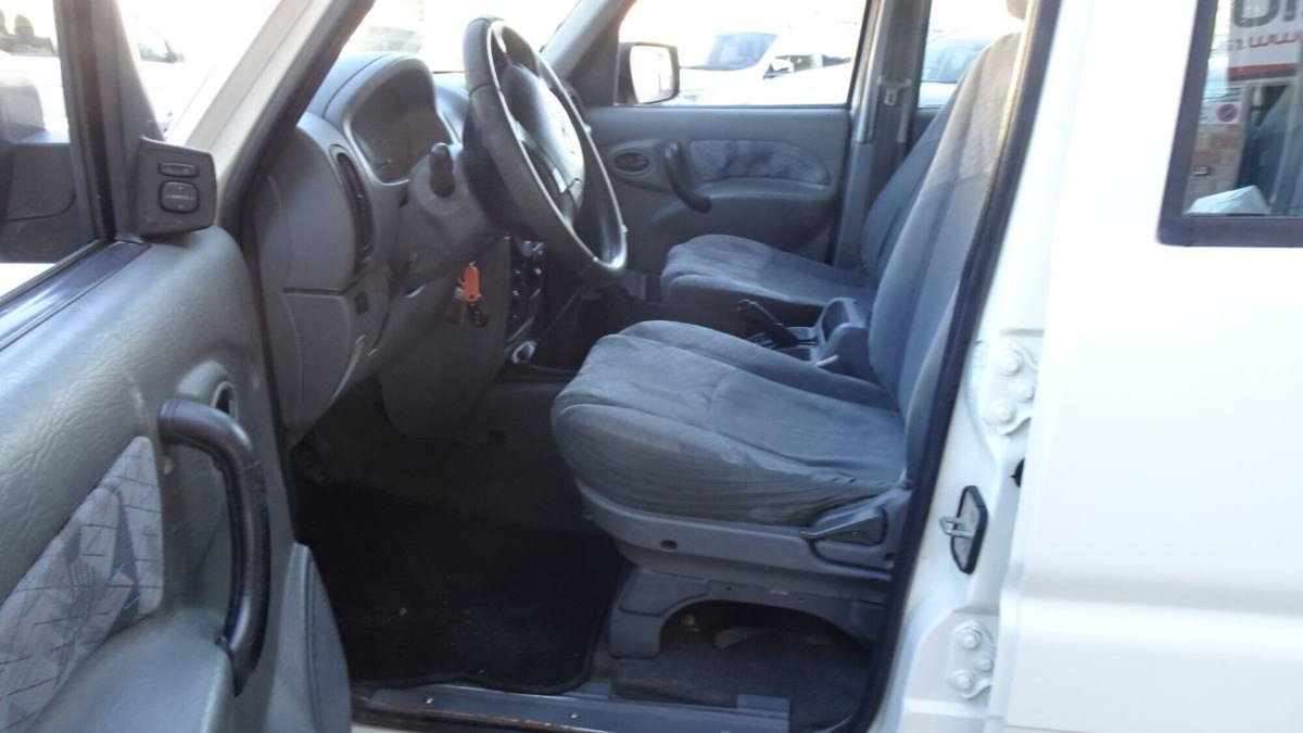 Mahindra Goa 2.2 CRDe 16V 4WD SLX (15)
