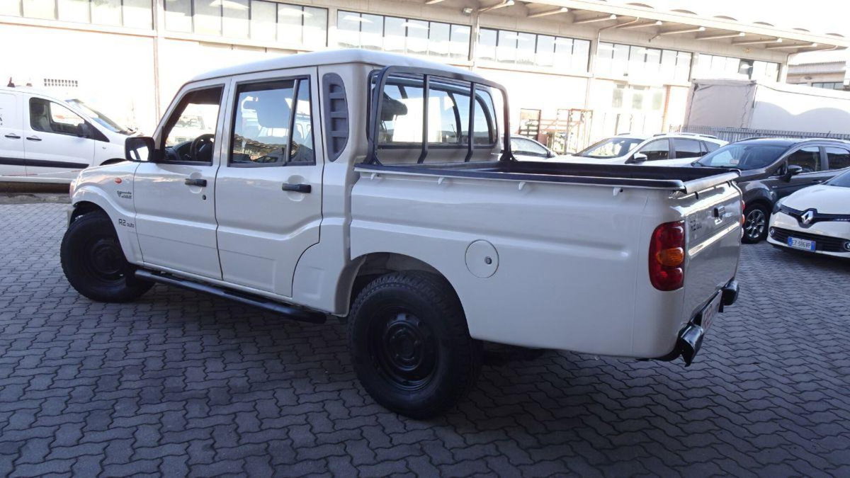 Mahindra Goa 2.2 CRDe 16V 4WD SLX (4)
