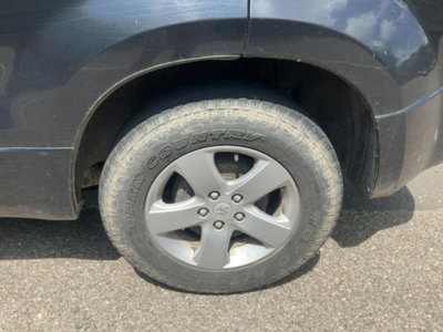 Suzuki Grand Vitara 1.9 DDiS 5 porte Crossover (11)